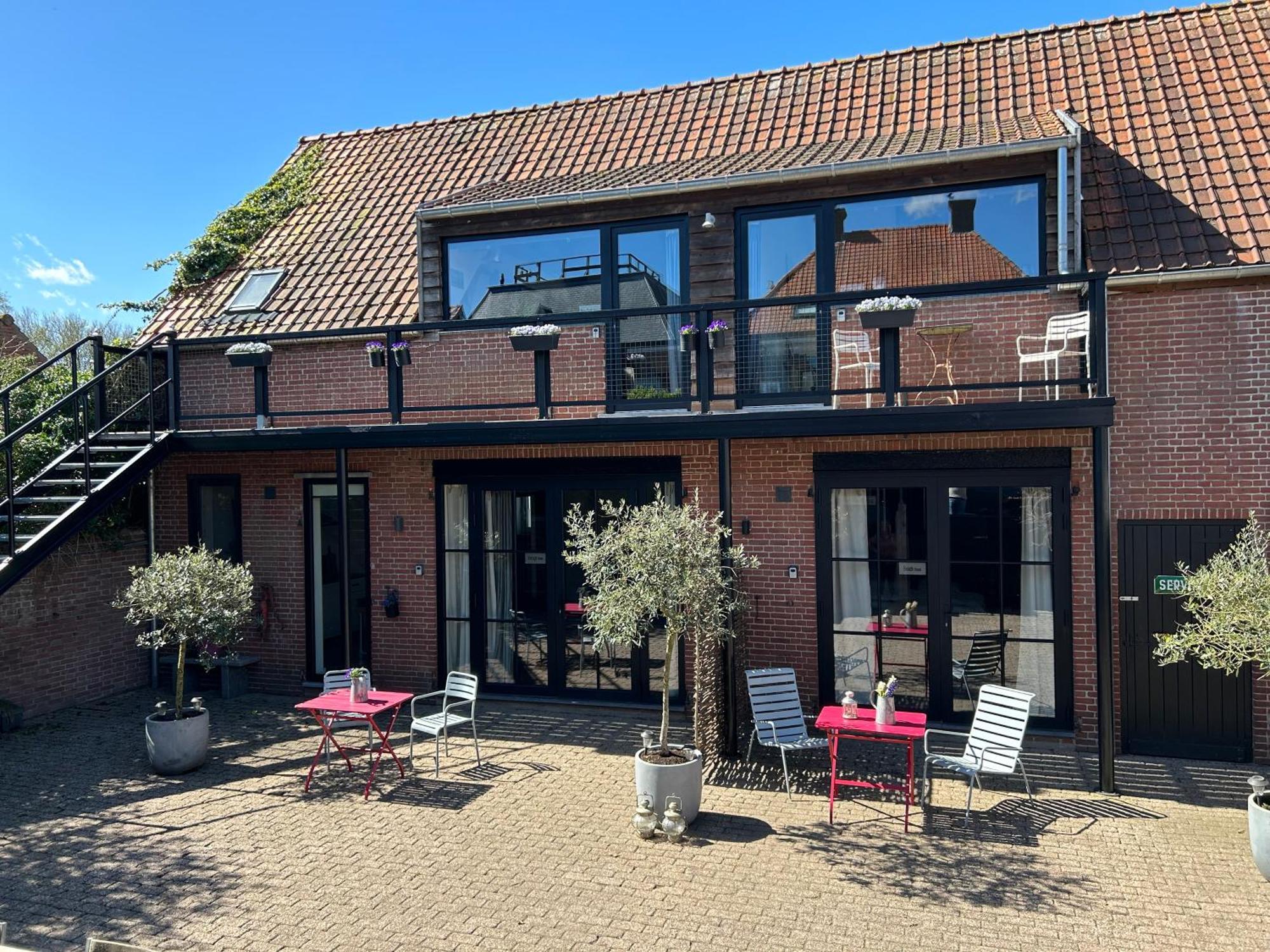 Hotel De Weegbrug IJzendijke Esterno foto