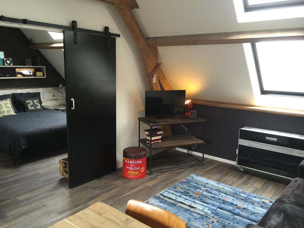 Hotel De Weegbrug IJzendijke Esterno foto